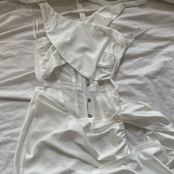 White soft corset dress - Picture 3 of 3